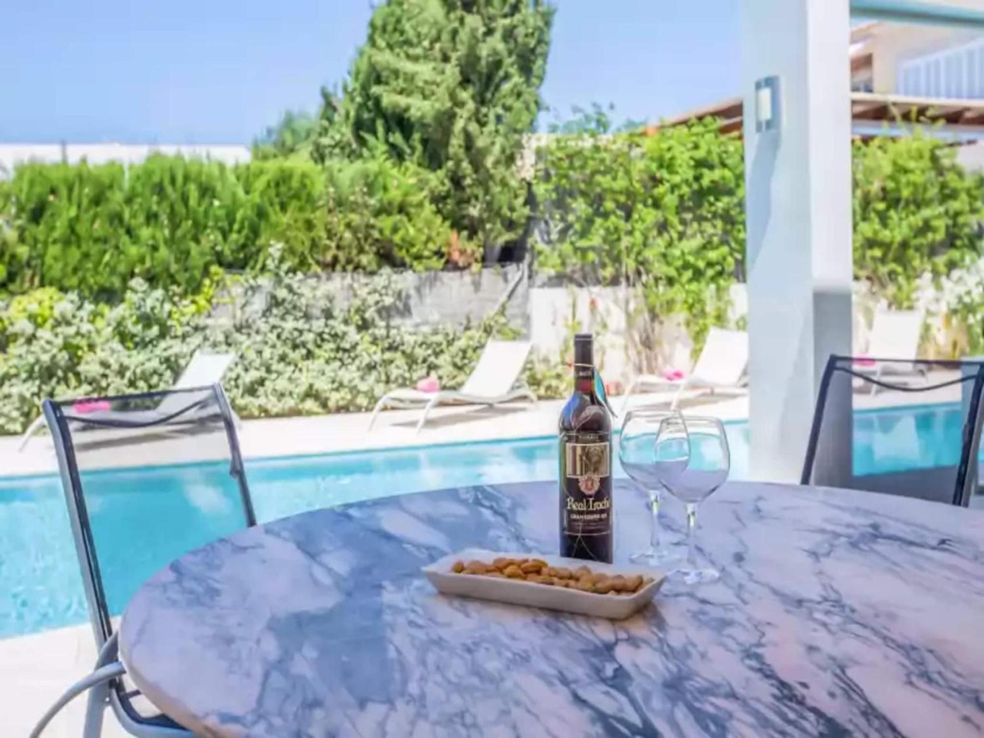 Villa With Private Pool Free Wifi Cala Blava  Eksteriør bilde